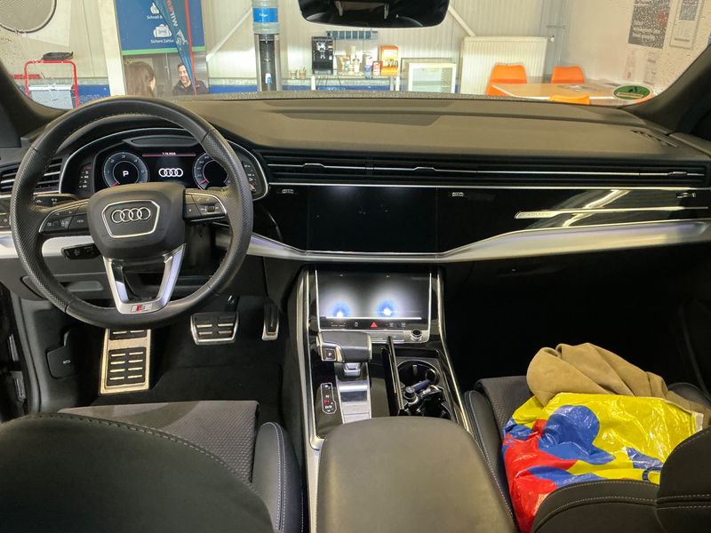 car Audi Q8 id292282 photo #18