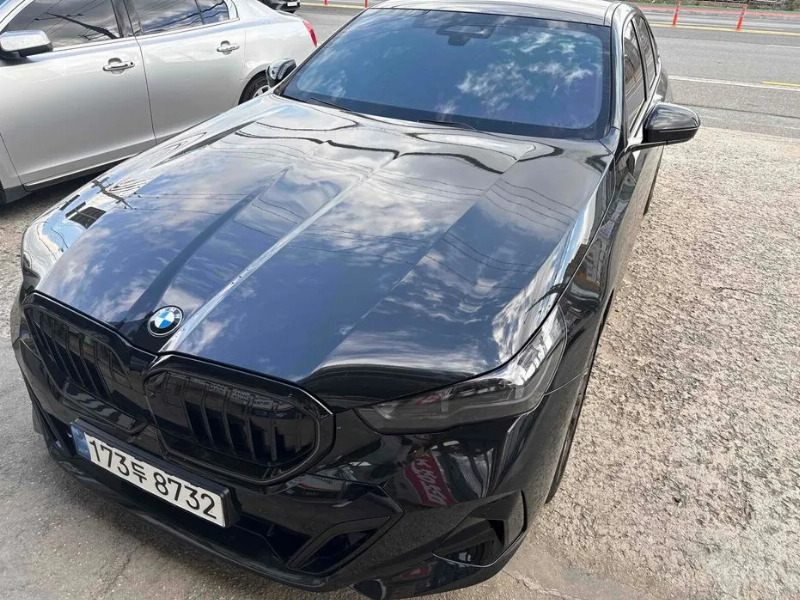 car BMW 5 Series id292468 main photo