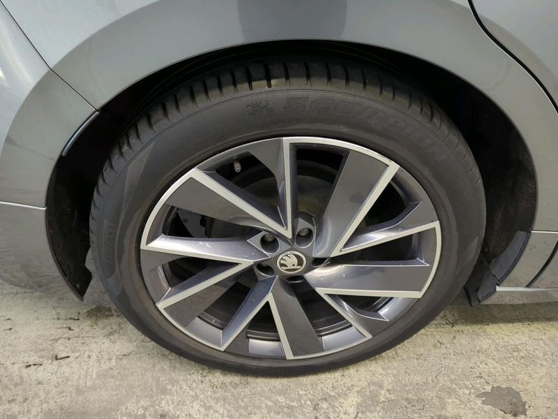 car Skoda Enyaq id293773 photo #16