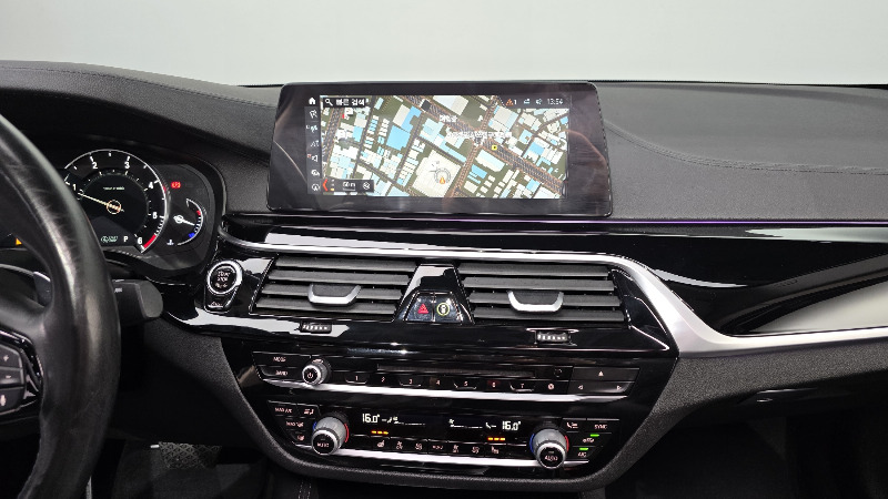 car BMW 5 Series id297209 photo #18