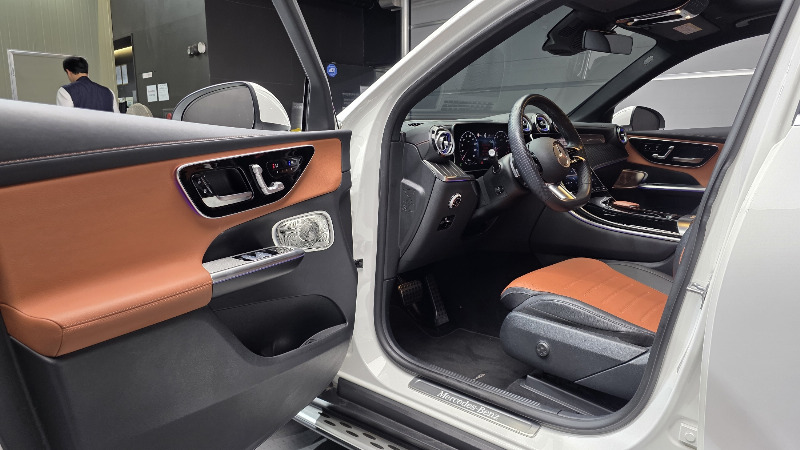 car Mercedes GLC id297418 photo #10