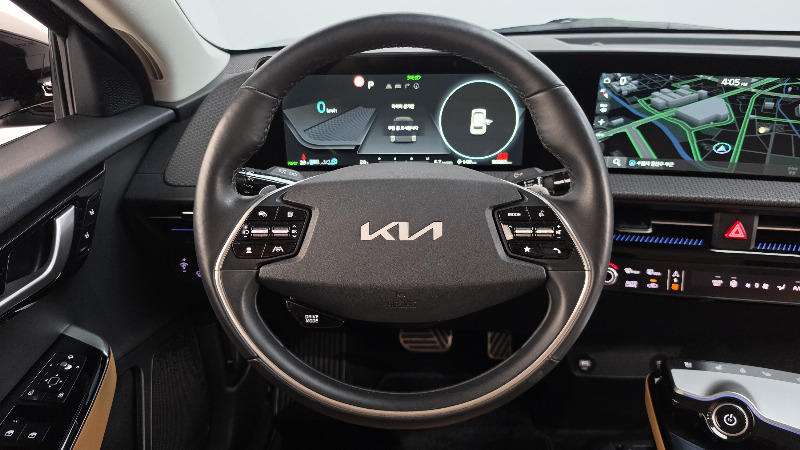 car KIA EV6 id297608 photo #15