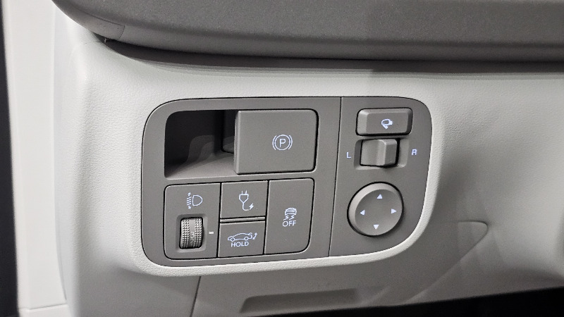 car Hyundai IONIQ 6 id298140 photo #28