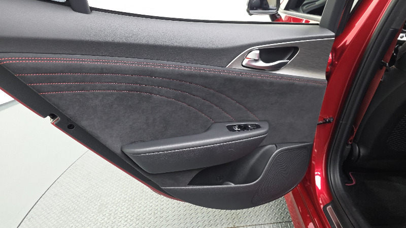 car KIA Stinger id298207 photo #25