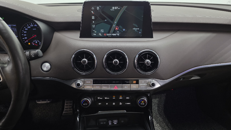 car KIA Stinger id299123 photo #13