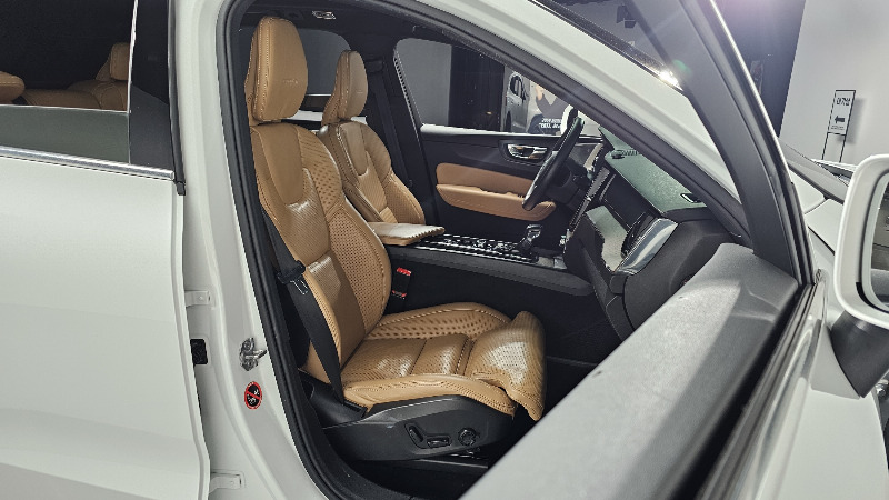 car Volvo XC60 id299469 photo #10