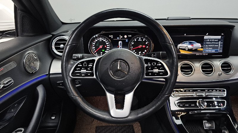 car Mercedes E-Class id300441 photo #13