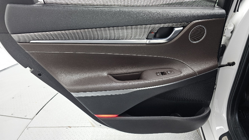 car Hyundai Grandeur id301206 photo #25
