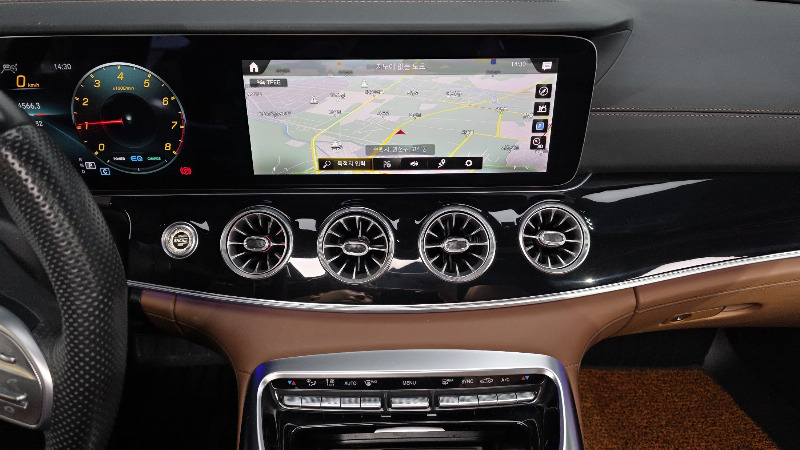 car Mercedes AMG GT id301650 photo #13