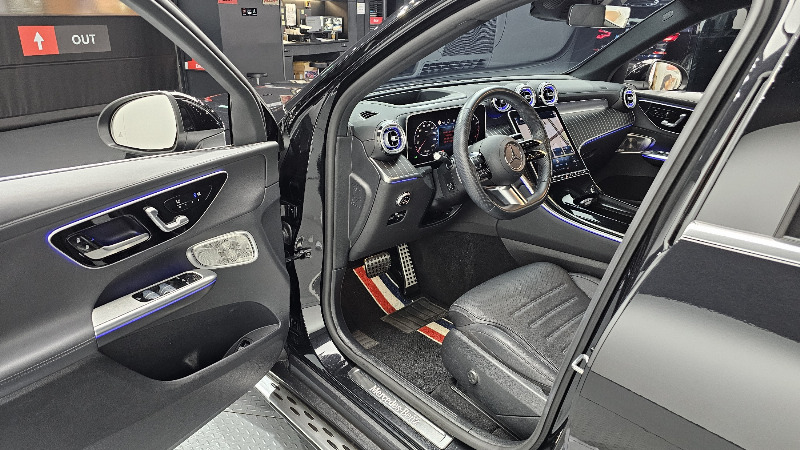 car Mercedes GLC id301659 photo #10