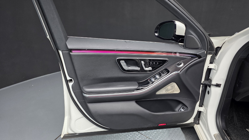 car Mercedes S-Class id301818 photo #24