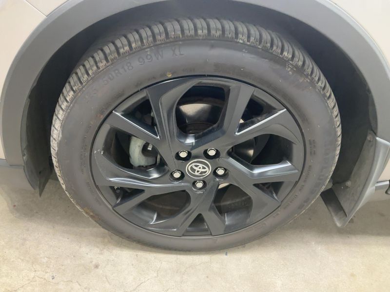 car Toyota C-HR id301991 photo #7