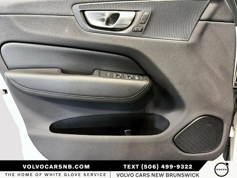 car Volvo XC60 id302140 photo #12