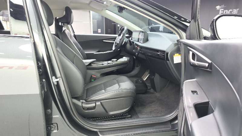 car KIA EV6 id302150 photo #11