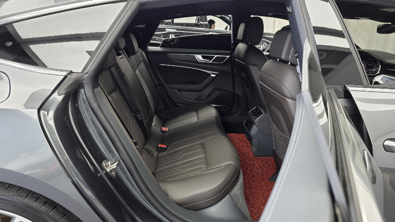 car Audi A7 id302555 photo #12