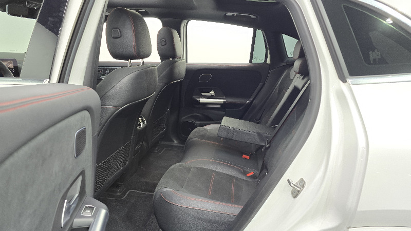 car Mercedes EQA id302723 photo #11