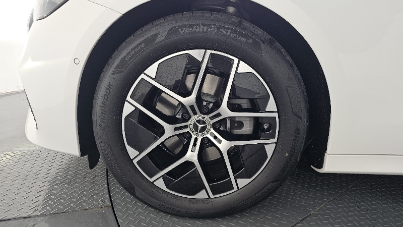 car Mercedes E-Class id302984 photo #21