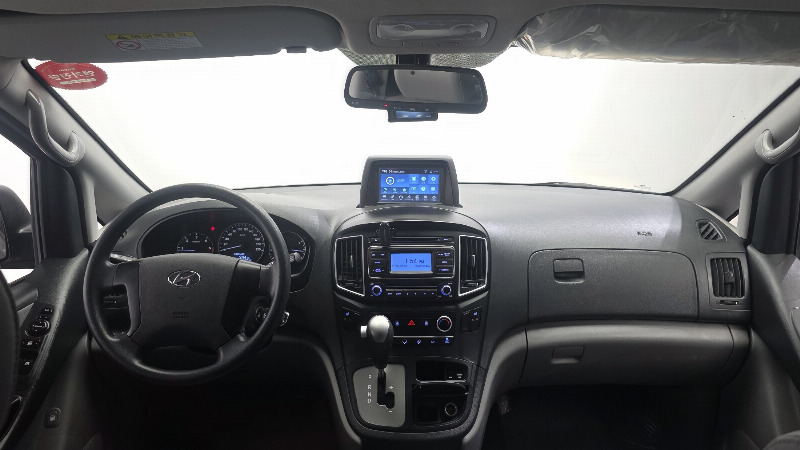 car Hyundai Grand Starex id303173 photo #7