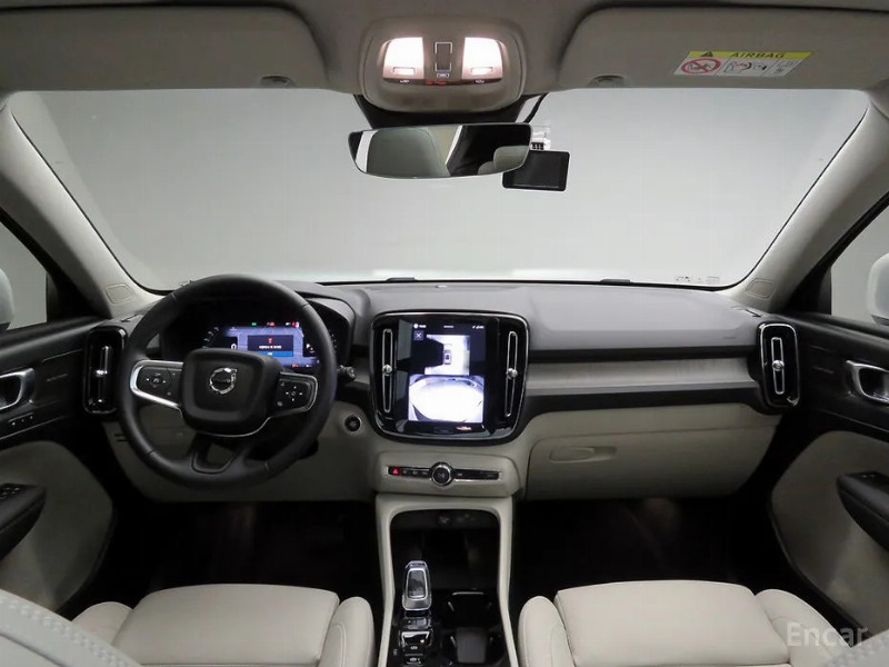 car Volvo XC40 id303421 photo #10