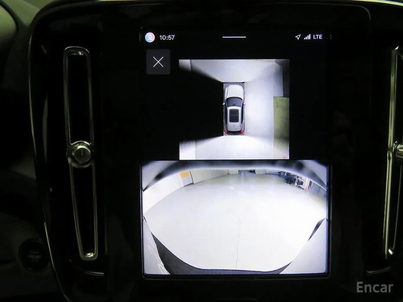 car Volvo XC40 id303421 photo #15
