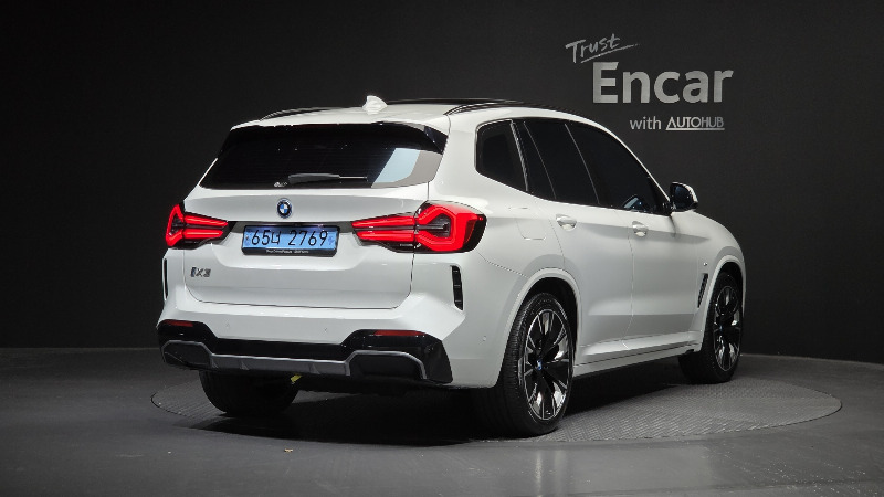 car BMW iX3 id303436 photo #2