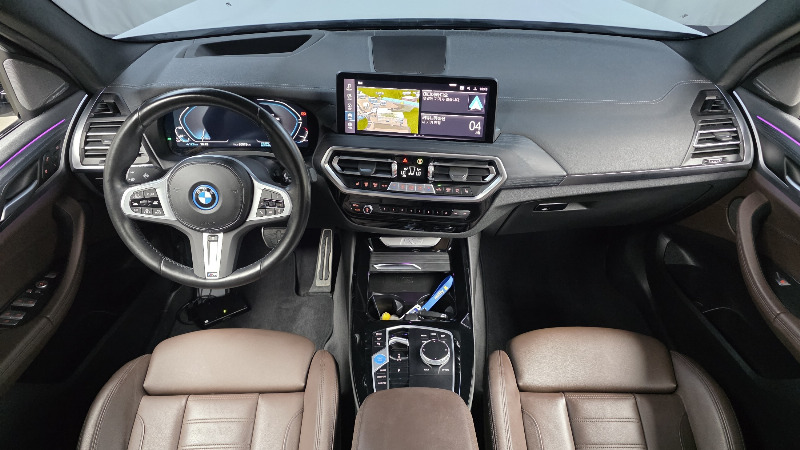 car BMW iX3 id303436 photo #7
