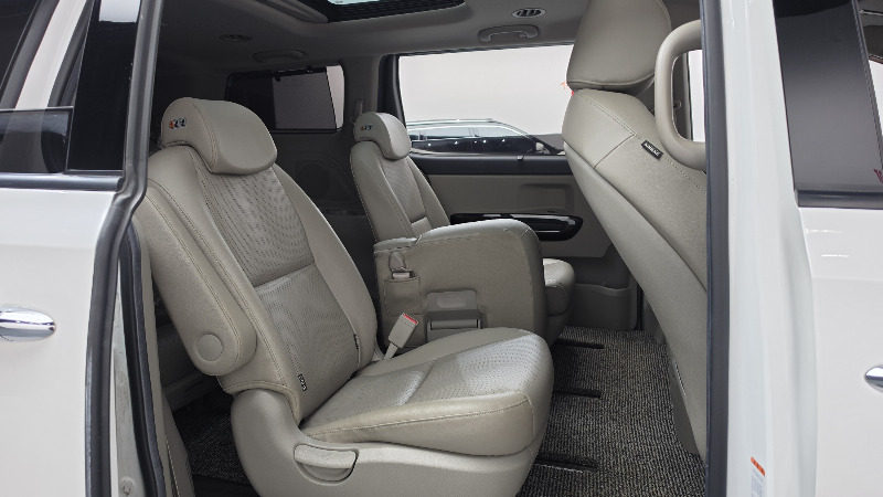 car KIA Carnival id304134 photo #11