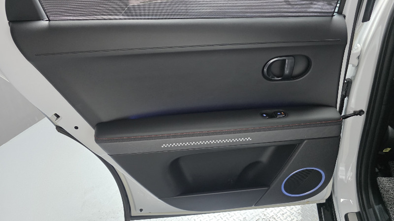 car Hyundai IONIQ 5 id304940 photo #25