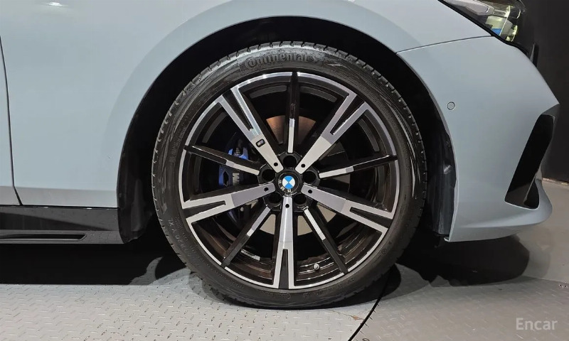 car BMW 5 Series id305350 photo #21