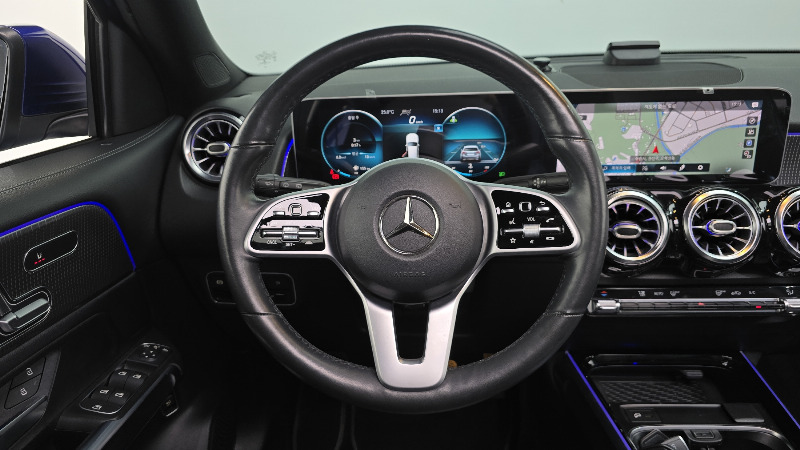 car Mercedes GLB id305986 photo #15