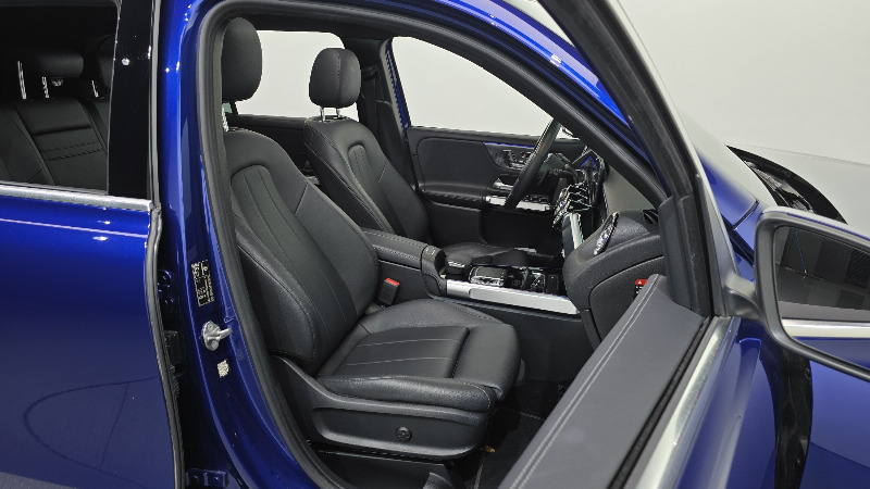 car Mercedes GLB id305986 photo #26