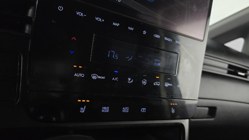 car Hyundai Staria id306306 photo #28