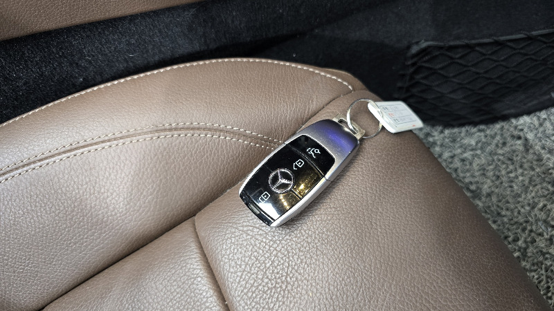 car Mercedes E-Class id306369 photo #18
