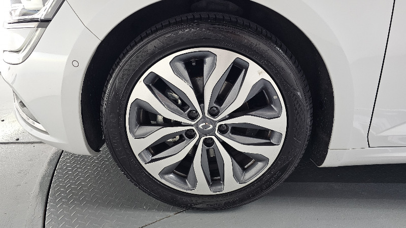 car Renault Samsung SM6 id306575 photo #5