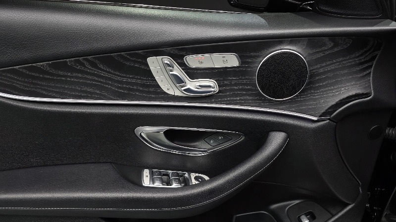 car Mercedes E-Class id306844 photo #19