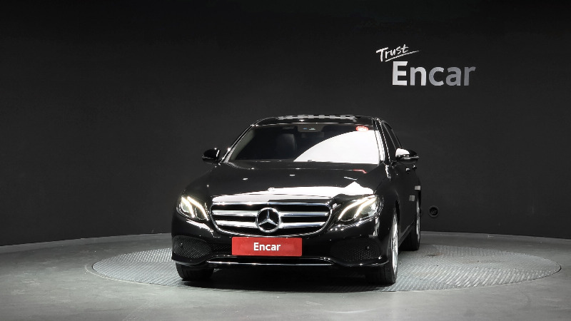 car Mercedes E-Class id306844 photo #3