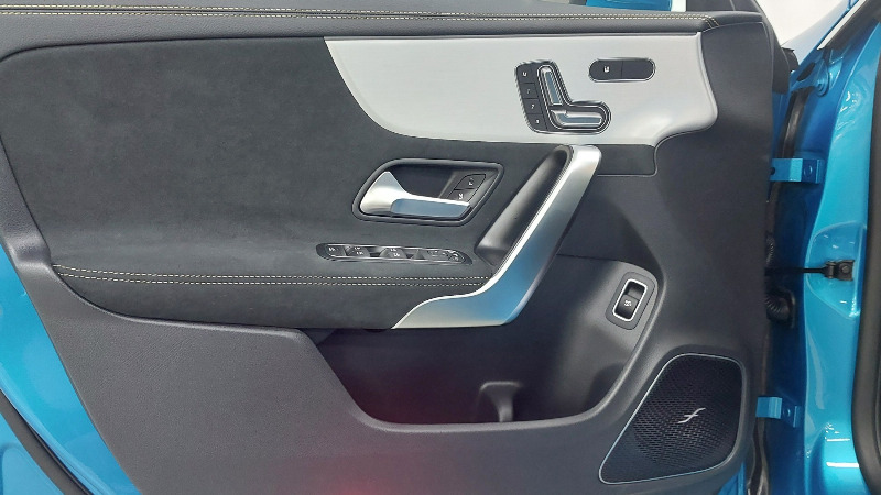 car Mercedes CLA id306851 photo #15