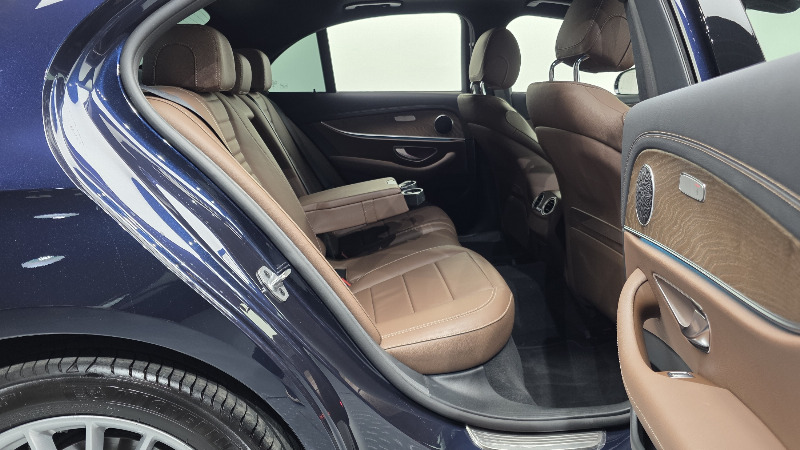car Mercedes E-Class id307115 photo #12