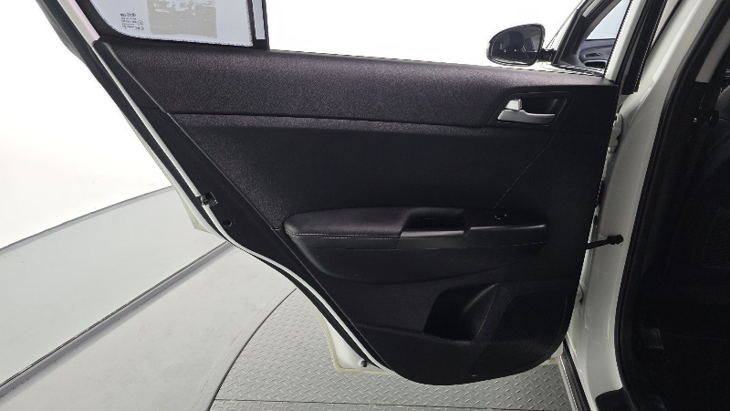car KIA Sportage id307296 photo #25