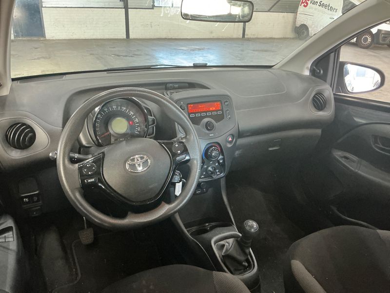 car Toyota Aygo id307736 photo #17