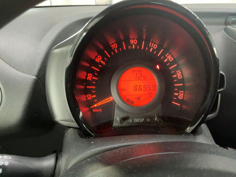 car Toyota Aygo id307736 photo #18