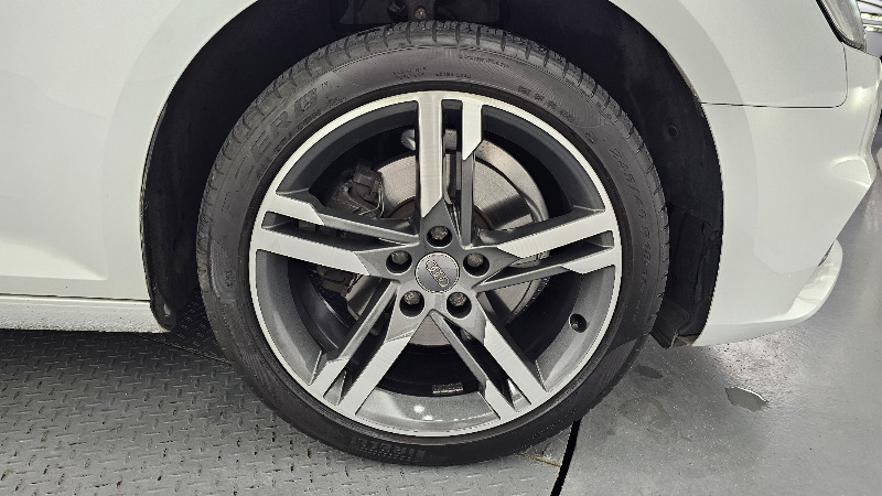 car Audi A4 id309299 photo #5