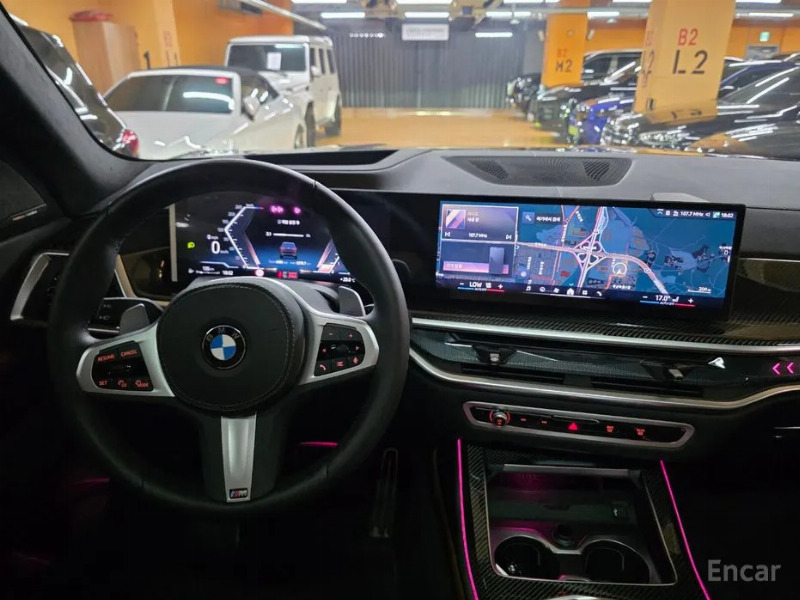 car BMW X7 id310121 photo #11
