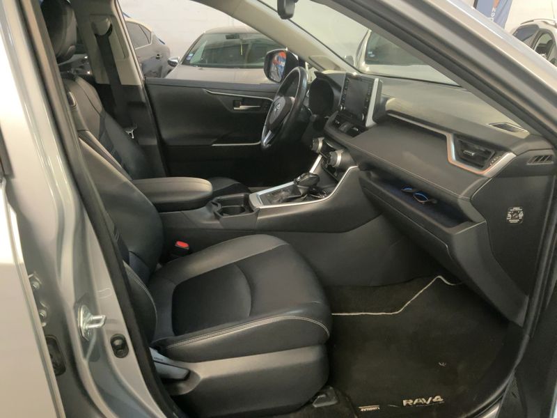 car Toyota Rav 4 id310125 photo #16