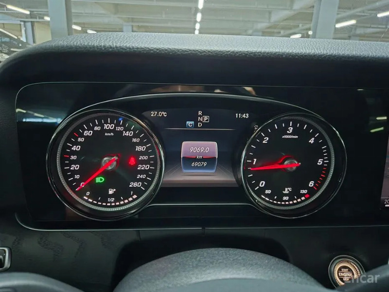 car Mercedes E-Class id310419 photo #18