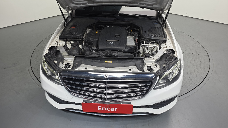 car Mercedes E-Class id310543 photo #6