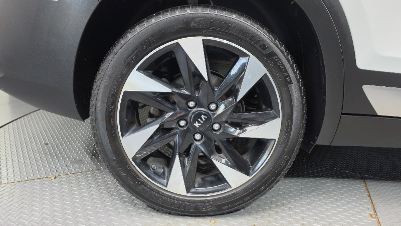 car KIA Seltos id310599 photo #5