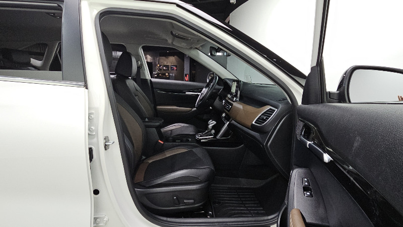 car KIA Seltos id310696 photo #11