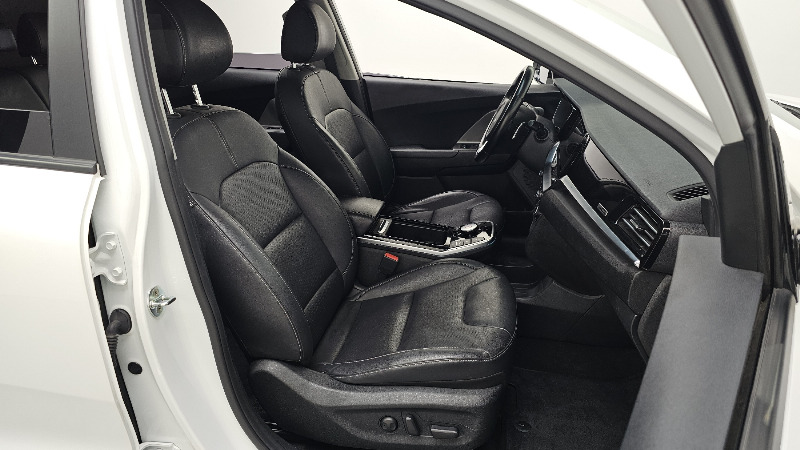 car KIA Niro id310784 photo #26