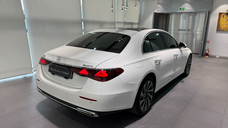 car Mercedes E-Class id311324 photo #3